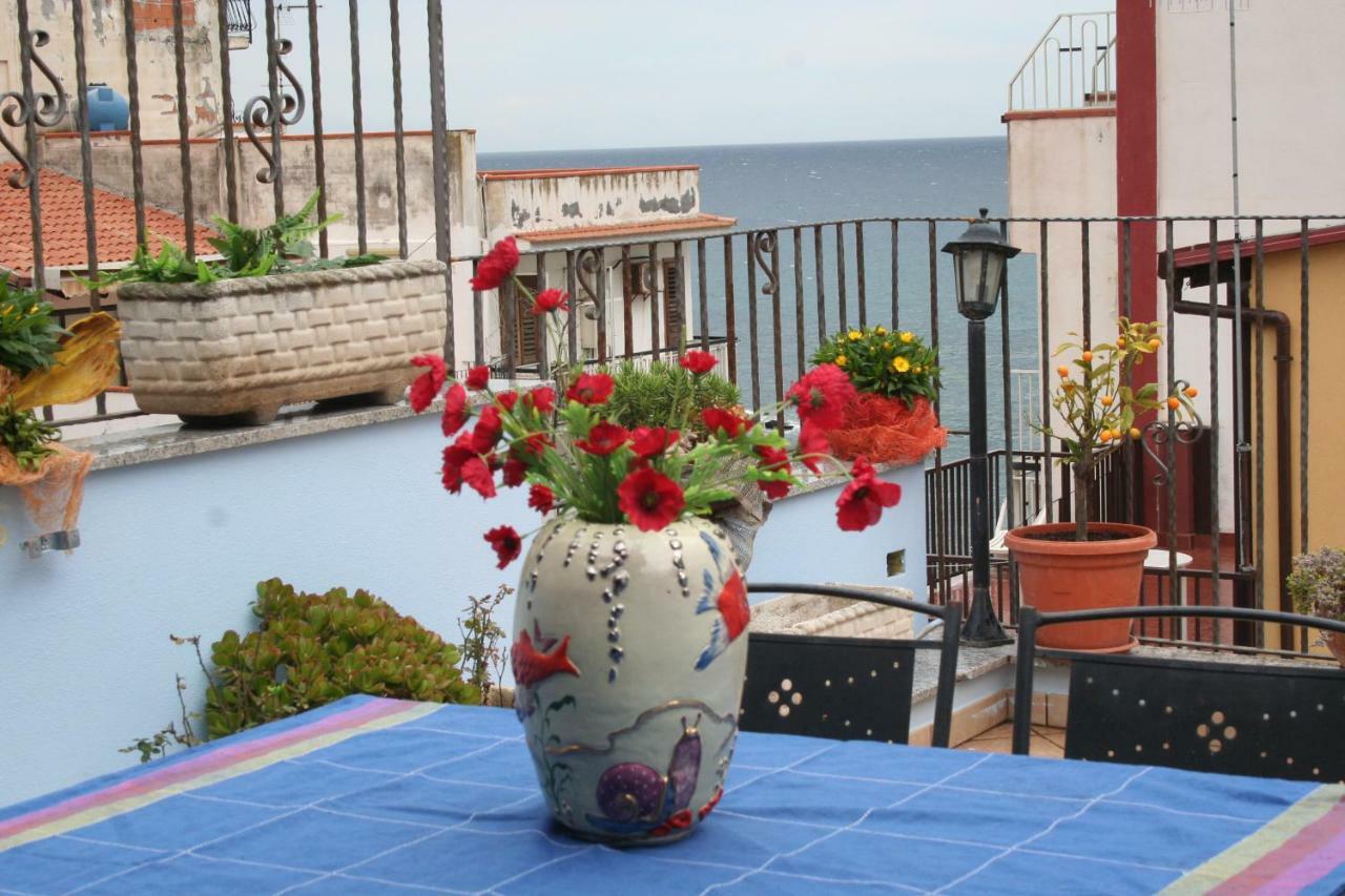 Casa Vacanze Aloha Giardini-Naxos Buitenkant foto