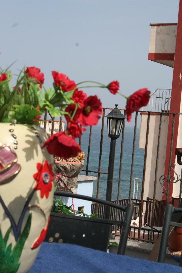 Casa Vacanze Aloha Giardini-Naxos Buitenkant foto