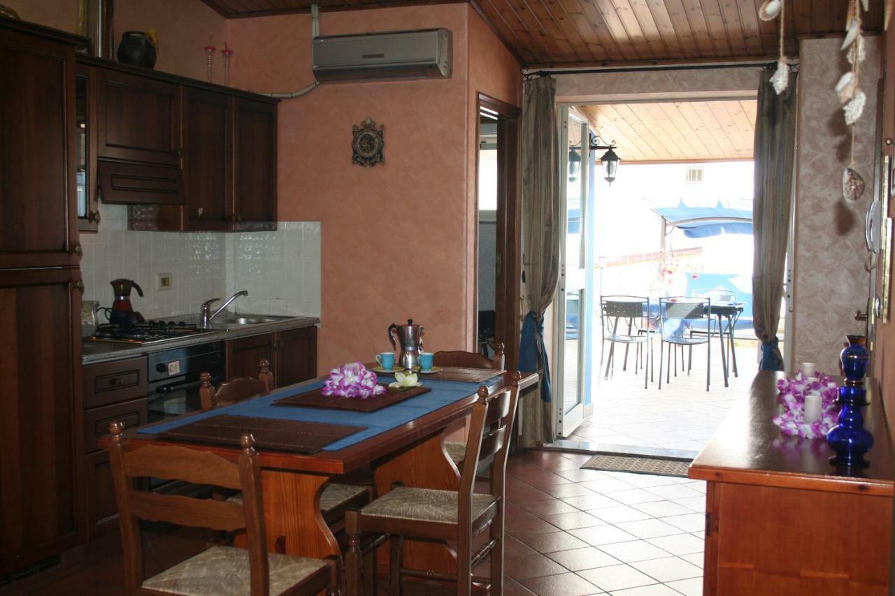 Casa Vacanze Aloha Giardini-Naxos Buitenkant foto