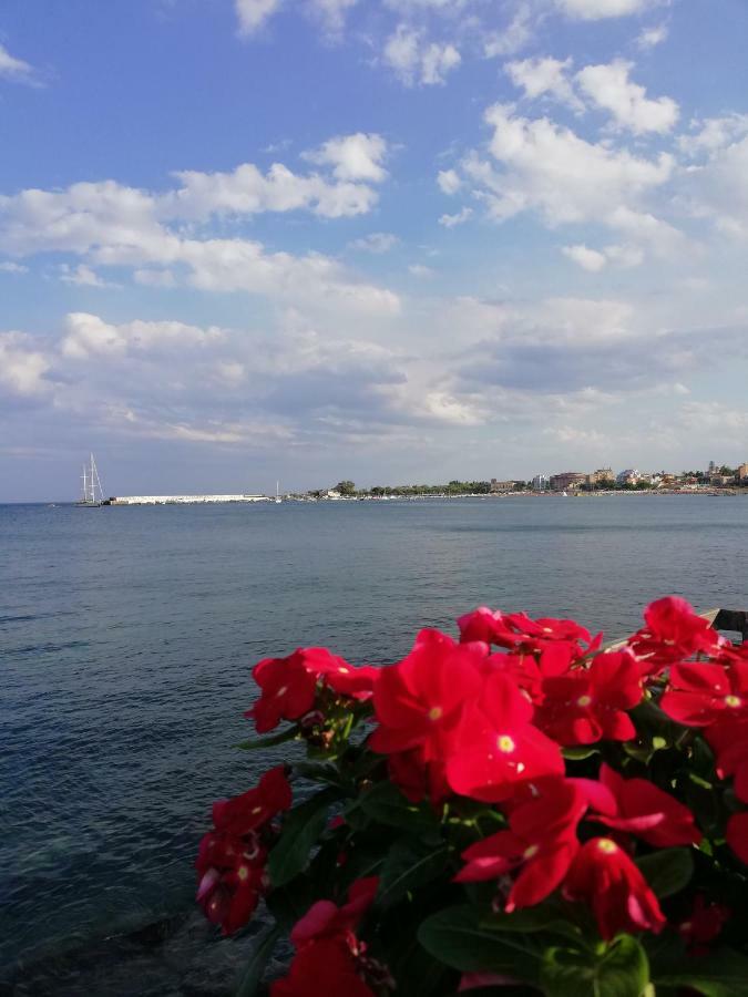 Casa Vacanze Aloha Giardini-Naxos Buitenkant foto